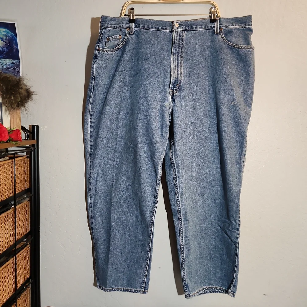 LEVI'S 560 Comfort Fit 48 Lightly Distressed Jeans